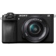 Fotocamera mirrorless Sony a6700 con obiettivo 16-50 mm